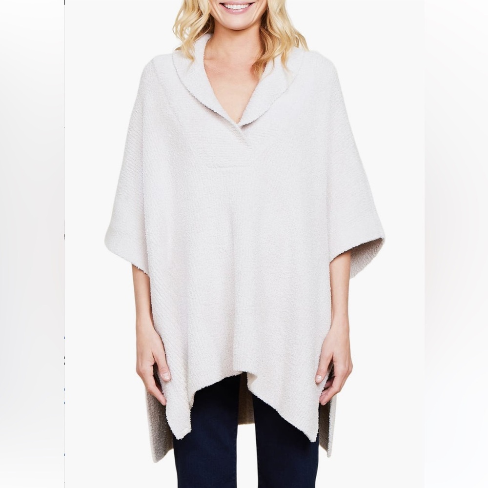 NWT Barefoot Dreams CozyChic collared poncho in Pearl